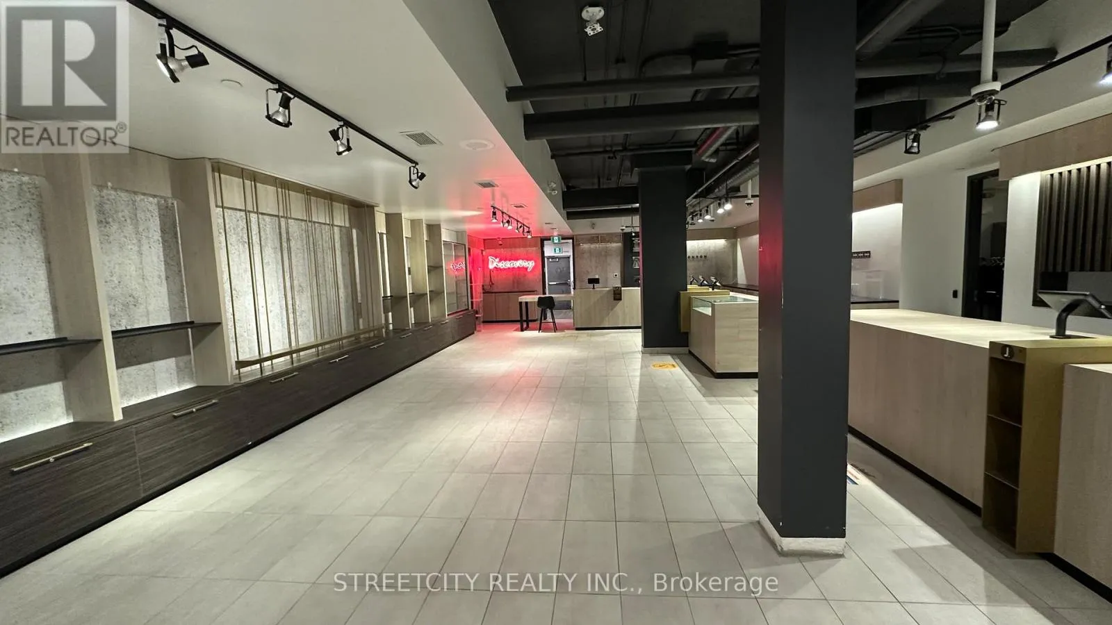 Commercial Sale For Sale