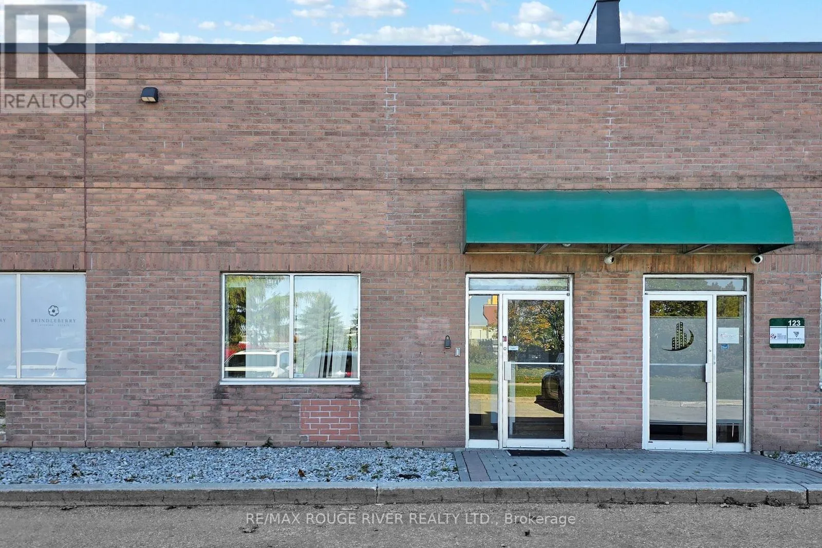 Commercial Sale For Sale