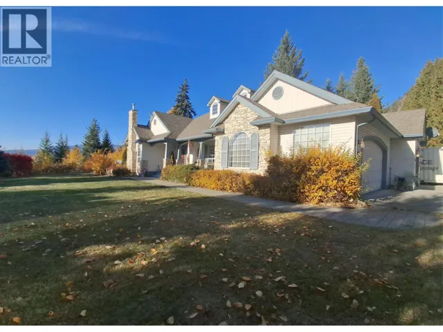 3267 Roncastle Road, Blind Bay, British Columbia V0E1H1