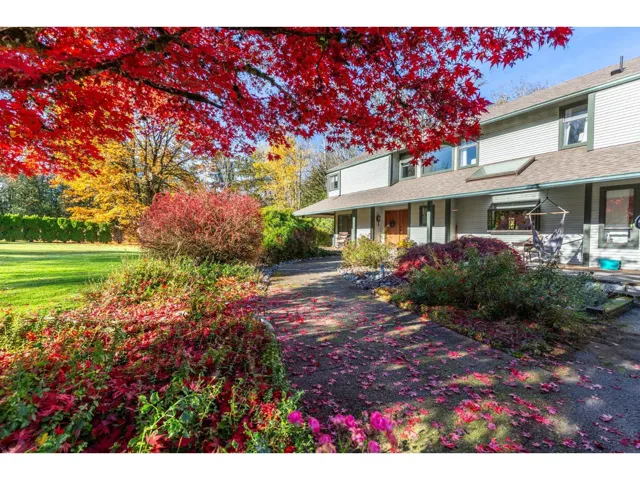 25339 76 AVENUE, Langley, British Columbia V4W1V1