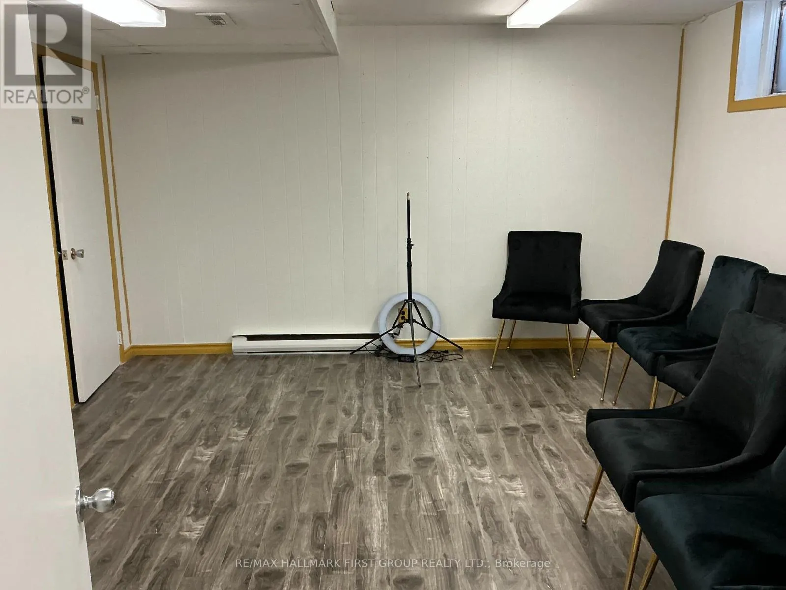 Commercial Sale For Sale