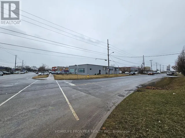 13 RACINE ROAD, Toronto (West Humber-Clairville), Ontario M9W2Z2