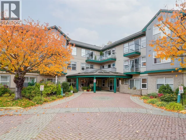 114 1485 Garnet Rd, Saanich, British Columbia V8P5T5