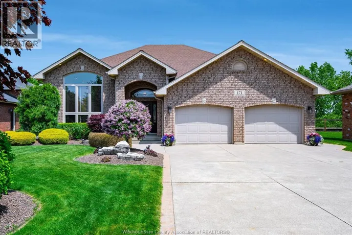 171 Sturgeon Meadows, Leamington, Ontario N8H5M7