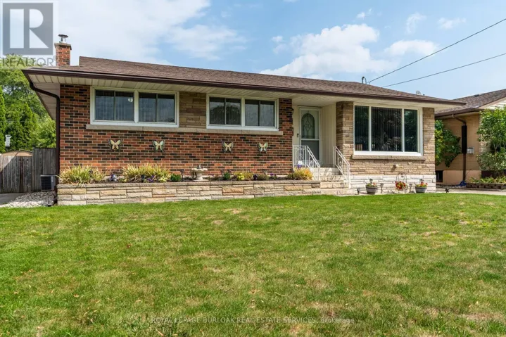 7 KENWOOD CRESCENT, Hamilton (Huntington), Ontario L8T1W3