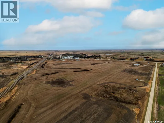 104 Acres - North Portal, North Portal, Saskatchewan S0C0C6
