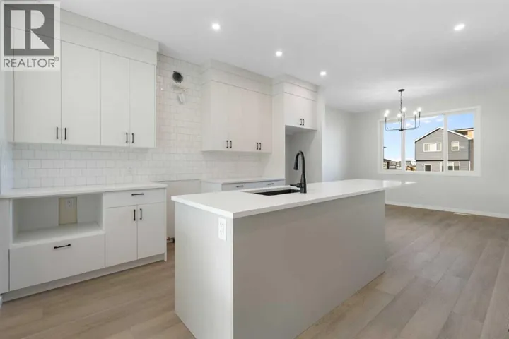 13 Creekview Manor SW, Calgary, Alberta T2X5Y4