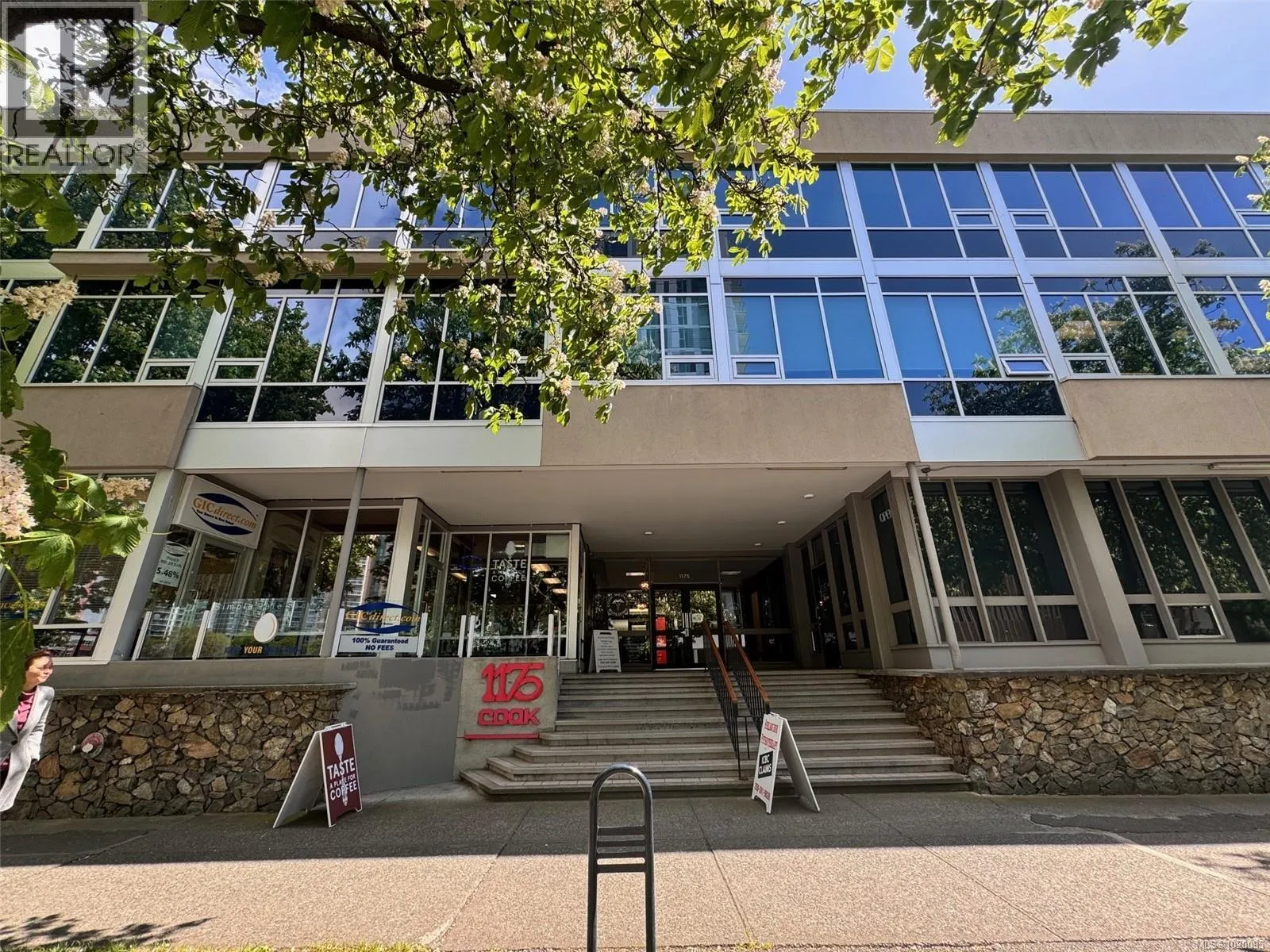 Commercial Lease For Rent