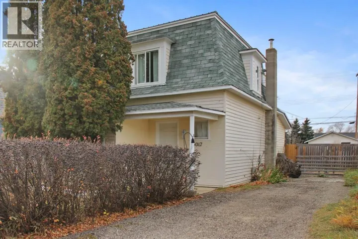 5017 49A Street, Sedgewick, Alberta T0B4C0