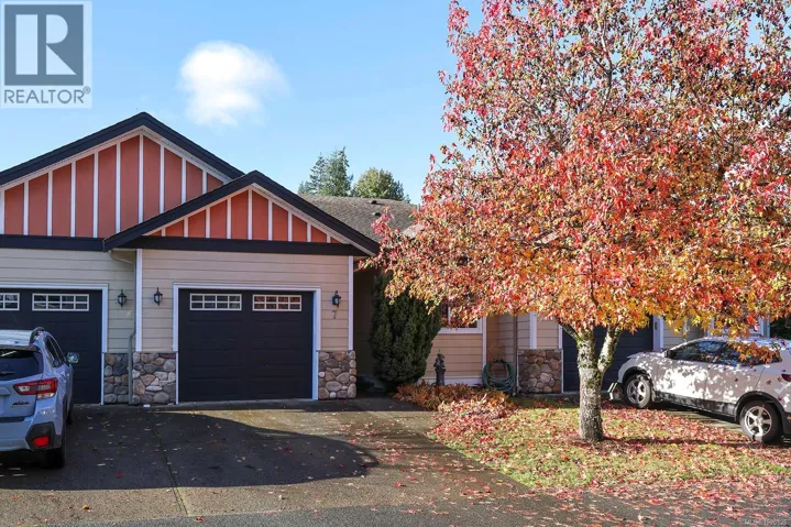 7 2728 1st St, Courtenay, British Columbia V9N4A4