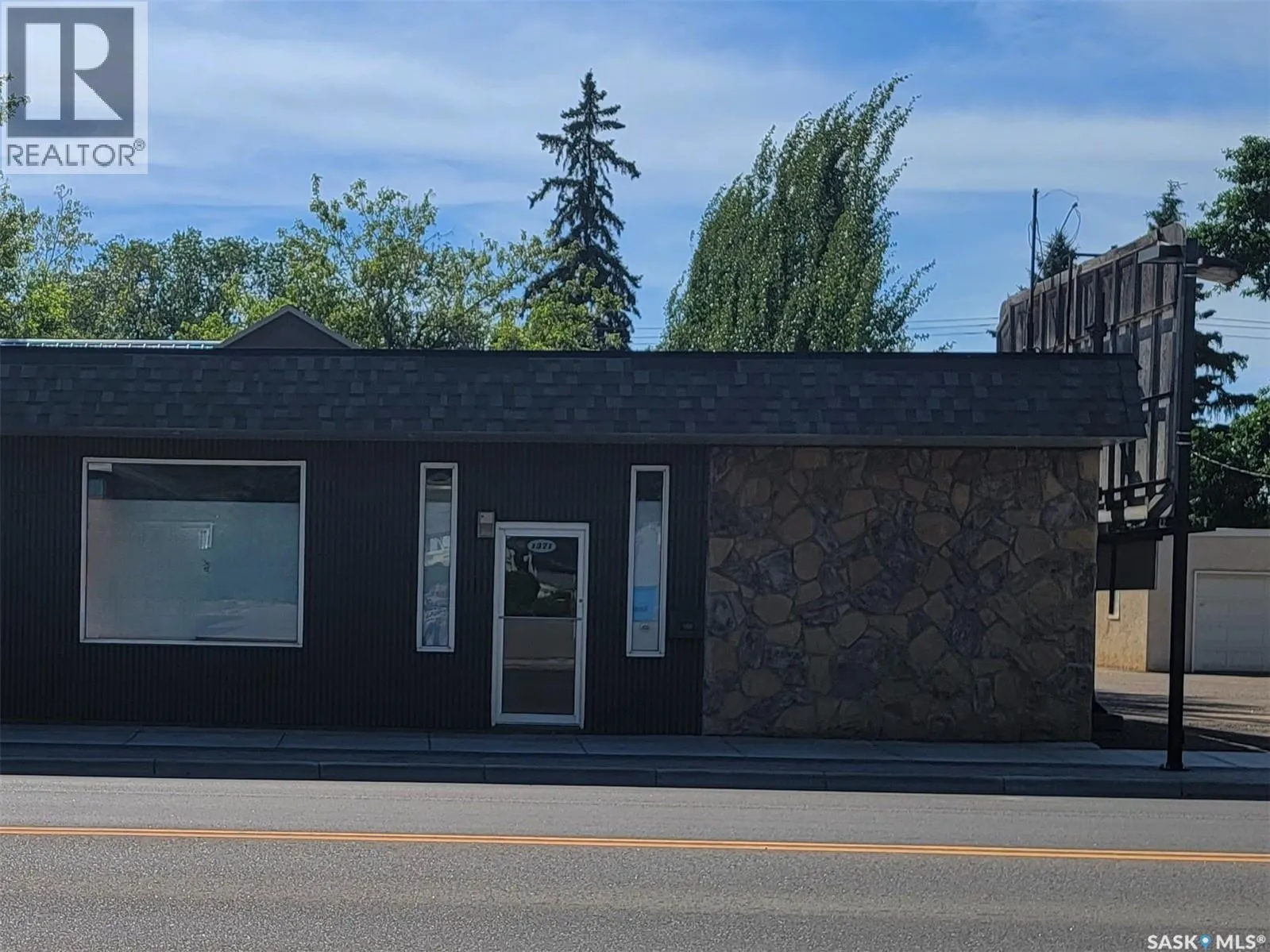 Commercial Sale For Sale