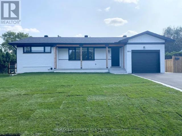 UPPER - 664 HIAWATHA BOULEVARD, Hamilton (Ancaster), Ontario L9G3A5