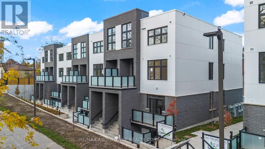 73 - 31 MILL STREET, Kitchener, Ontario N2G2Y2