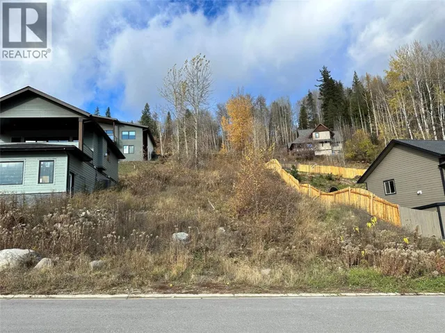 928 REDSTONE Drive, Rossland, British Columbia V0G1Y0