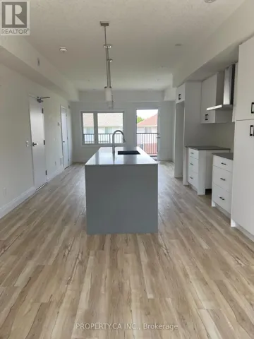 30 LILY LANE, Guelph (Clairfields/Hanlon Business Park), Ontario N1G5K6