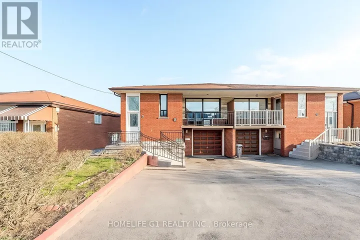 9 SONGWOOD DRIVE, Toronto (Humbermede), Ontario M9M1X4