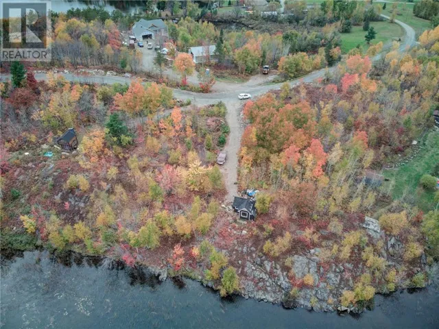 2231 Whispering Willows Road E, Azilda, Ontario P0M1B0