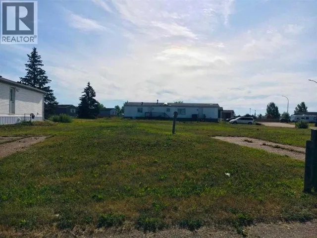 38 Deerglen Trailer Park, High Level, Alberta T0H1Z0