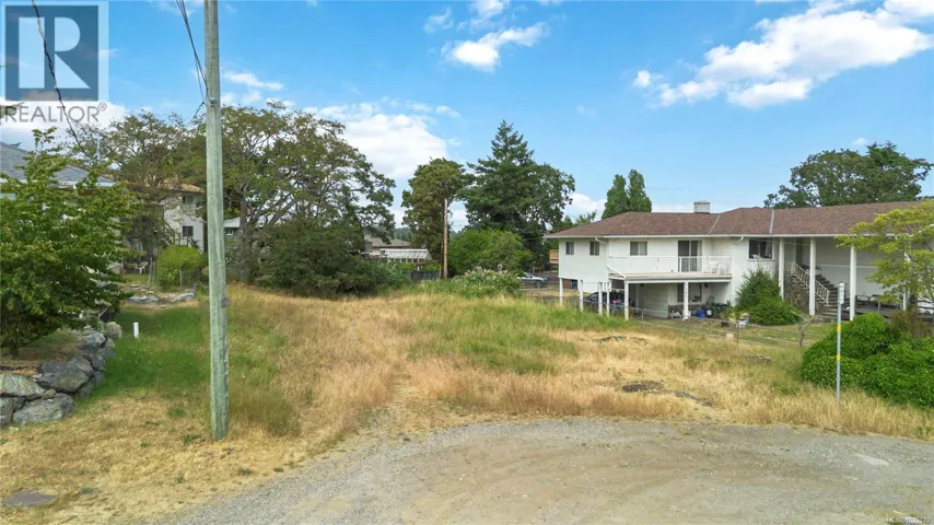 1360 Vista Hts, Victoria, British Columbia V8T2J3
