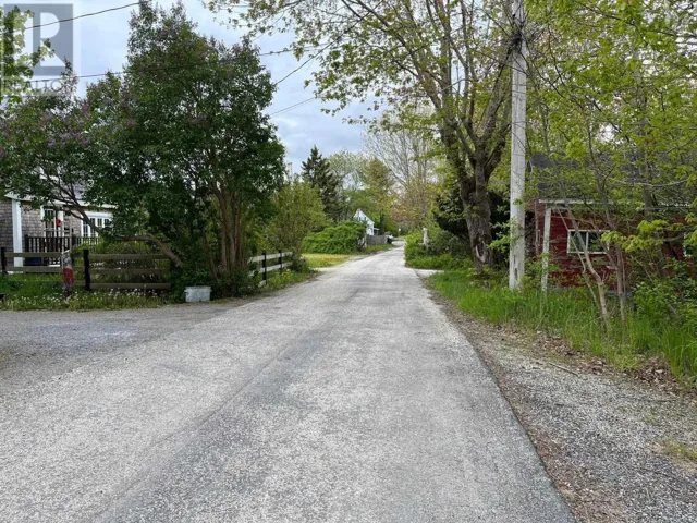 31 Franks Lane, Bridgewater, Nova Scotia B4V2R8
