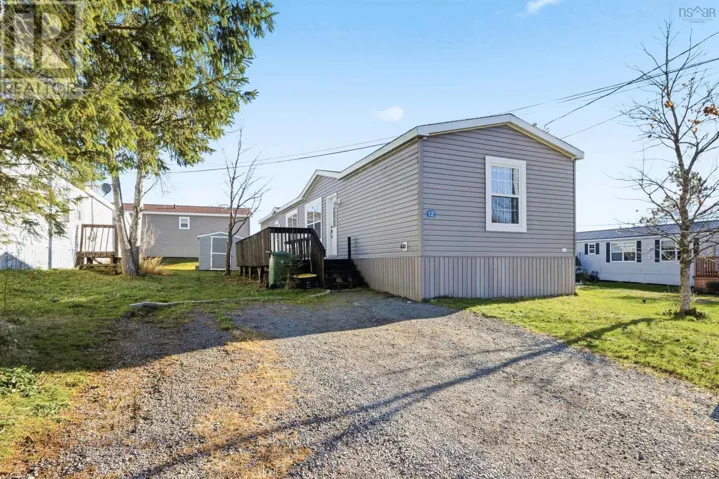 12 Davis Drive, Mount Uniacke, Nova Scotia B0N1Z0