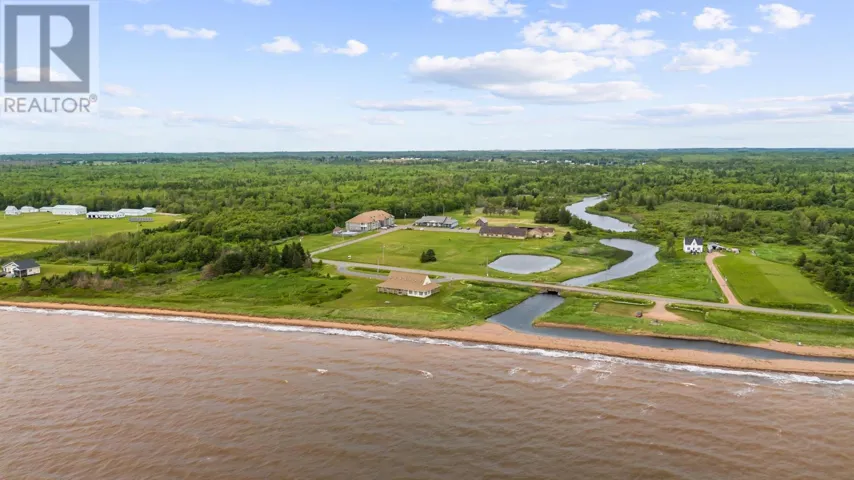 302 6216 Route 11, Mont Carmel, Prince Edward Island C0B2E0