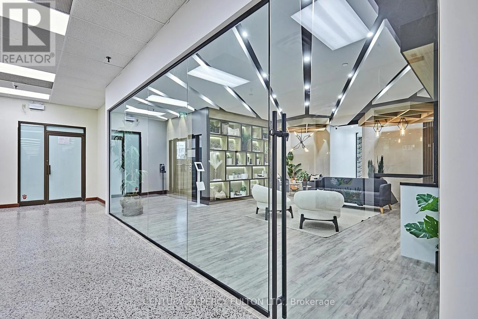 Commercial Sale For Sale