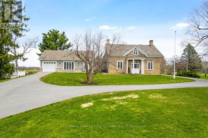 2638 RIDEAU FERRY ROAD, Drummond/North Elmsley, Ontario K7H0G5