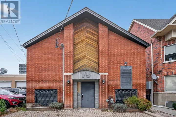 75 YOUNG STREET, Hamilton (Corktown), Ontario L8N1V4