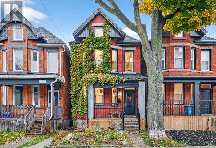 36 ASHLEY STREET, Hamilton (Landsdale), Ontario L8L5S6