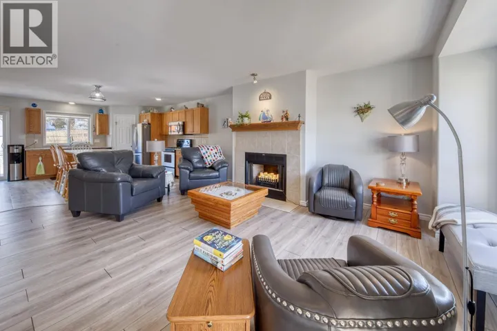 4887 Glen Eagle Drive, Fairmont Hot Springs, British Columbia V0B1L1