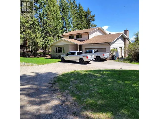 380 IVY Road, Cranbrook, British Columbia V1C6W6