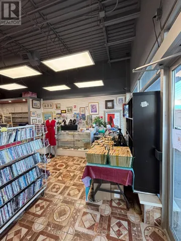 2604 EGLINTON AVENUE E, Toronto (Eglinton East), Ontario M1K2R9