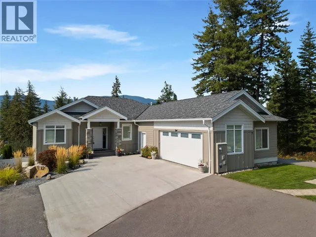 3820 20th Street NE Unit# 12, Salmon Arm, British Columbia V1E0G7