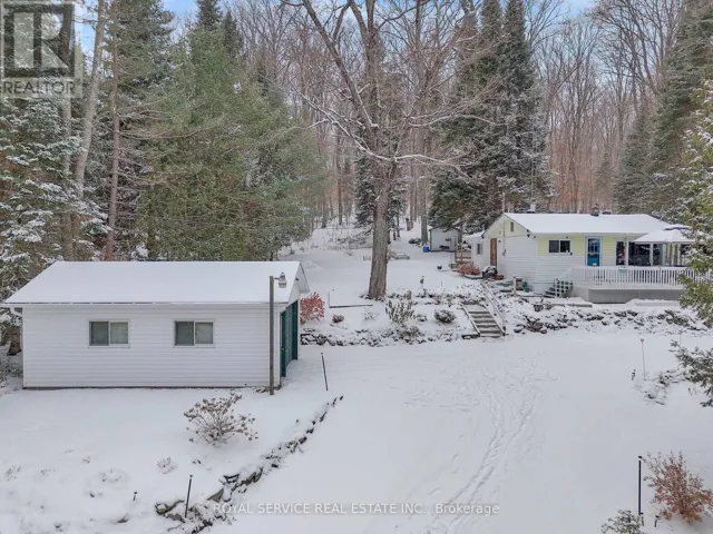 1039 GRACE RIVER ROAD, Highlands East (Monmouth), Ontario K0L3C0