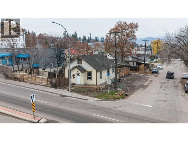 2214 32 Street, Vernon, British Columbia V1T5L3