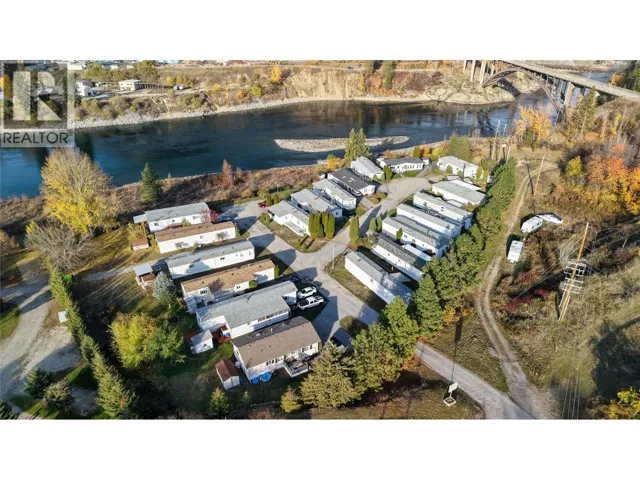 651 Rosedale Road, Castlegar, British Columbia V1N4L2