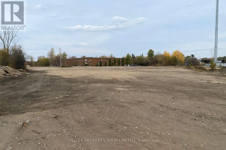 14 BENNETT STREET, Pembroke, Ontario K8A7Z8