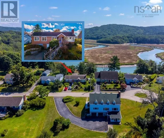 28 Babineau Heights, Annapolis Royal, Nova Scotia B0S1A0