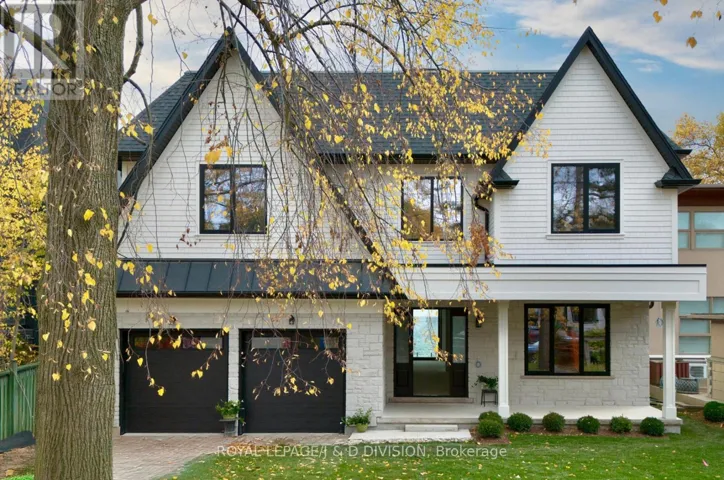 99 LAKE PROMENADE, Toronto (Long Branch), Ontario M8W1A2