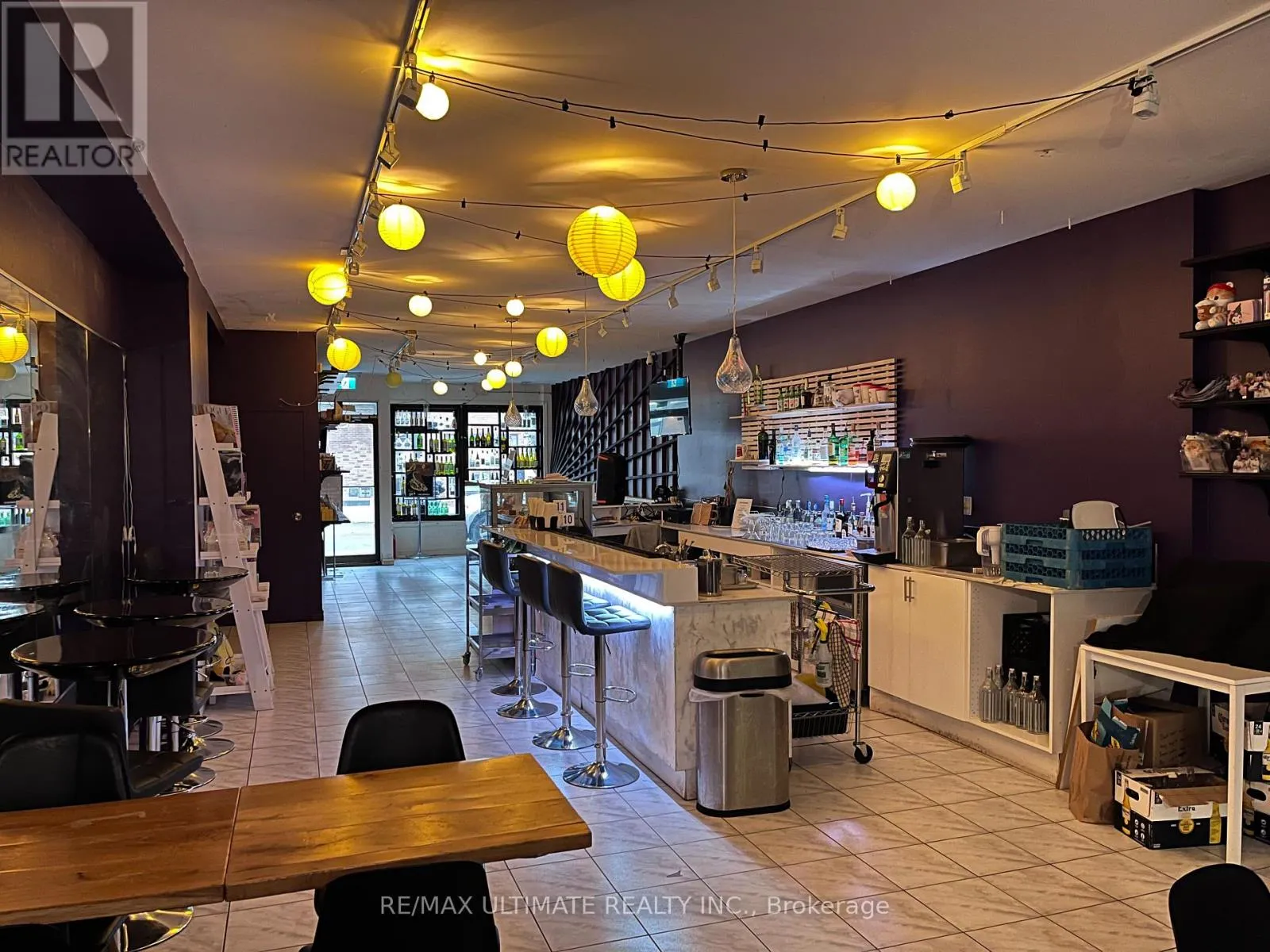 Commercial Sale For Sale