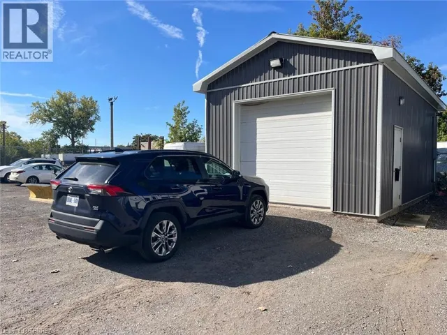 48 HENRY Street Unit# A2, Brantford, Ontario N3R1Z8