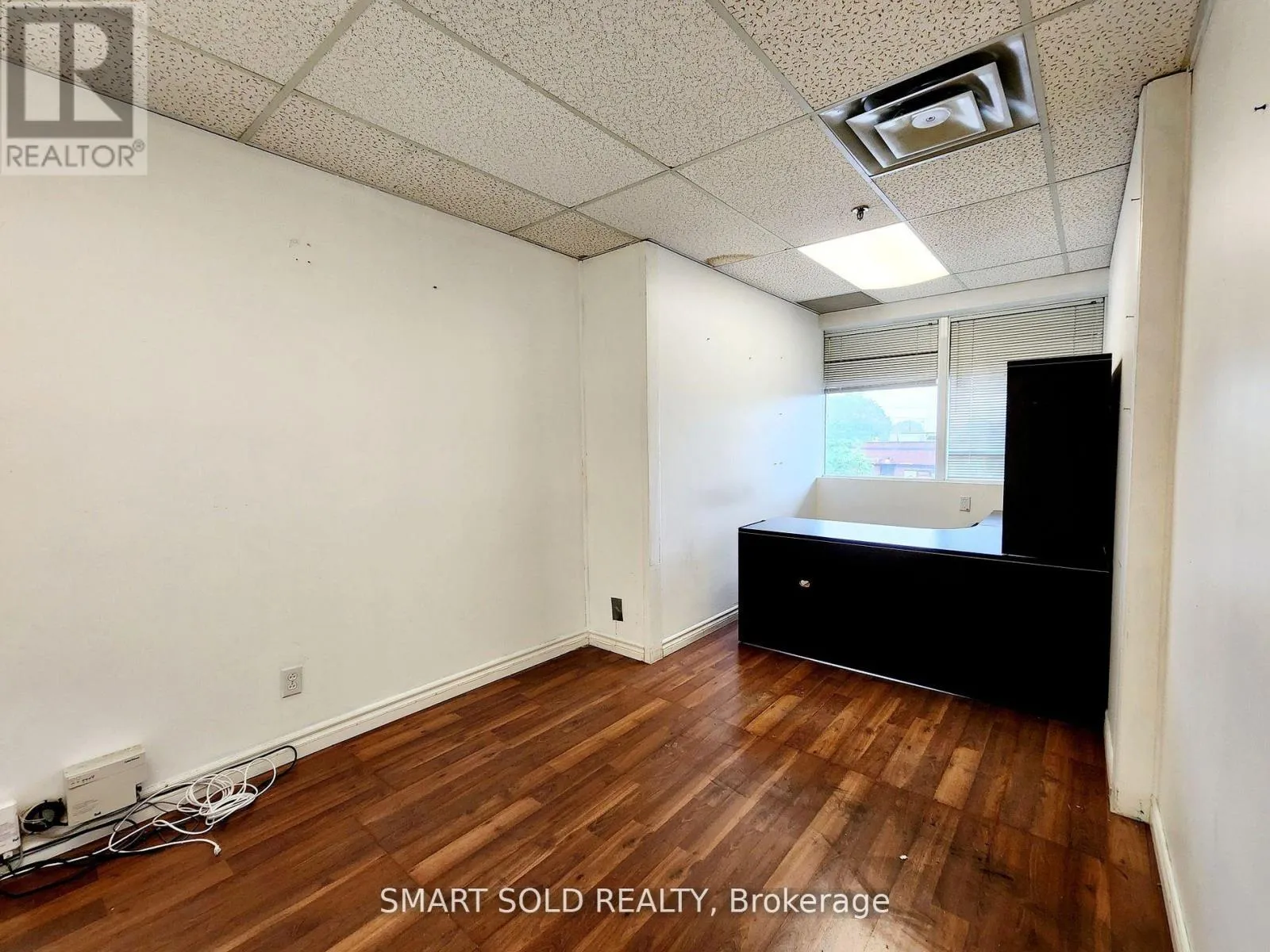 Commercial Sale For Sale