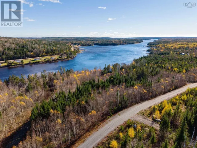 8 Anderson Drive, Goldenville, Nova Scotia B0J3C0