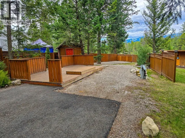8523 Eacrett Road Lot# 9, Radium Hot Springs, British Columbia V0A1M0