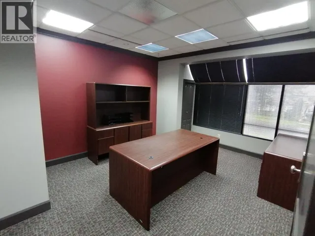 100 6660 GRAYBAR, Richmond, British Columbia V6W1H9