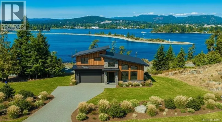 7070 Fisher Rd, Sooke, British Columbia V9Z1A8