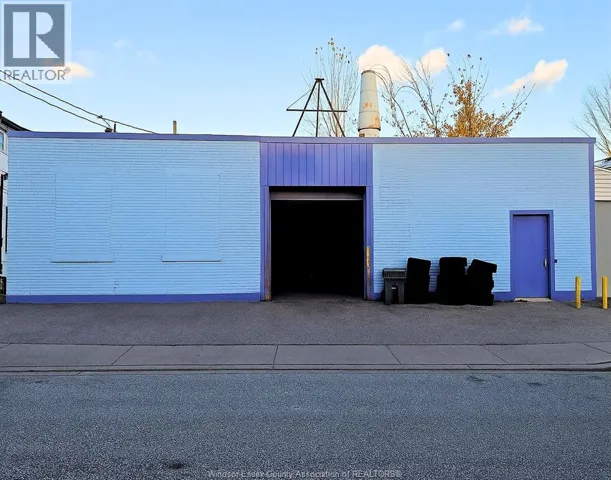 572 PIERRE AVENUE, Windsor, Ontario N9A2K2