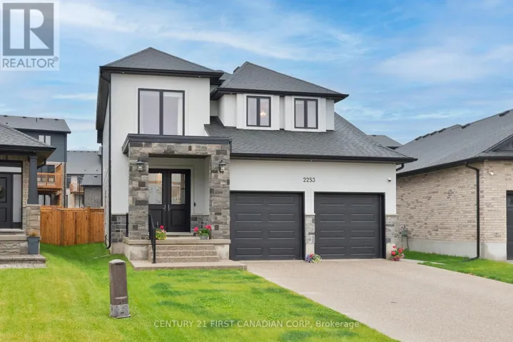 2253 LINKWAY BOULEVARD, London South (South A), Ontario N6K0K9