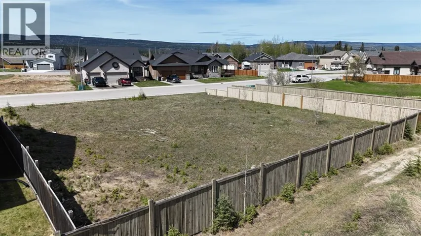 208 TRESTLE Place, Hinton, Alberta T7V0B8